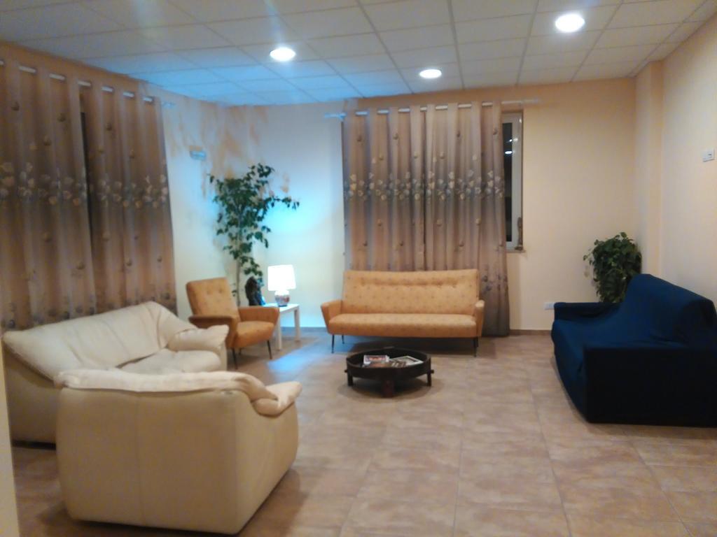 Hotel Residence Thalassa Реджо-ди-Калабрия Экстерьер фото
